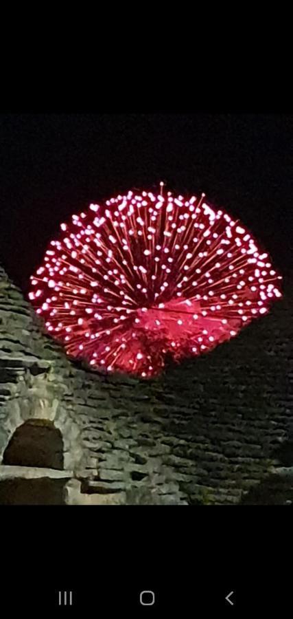 Trulli Selva E Natura Gio'.Ele อัลเบโรเบลโล ภายนอก รูปภาพ
